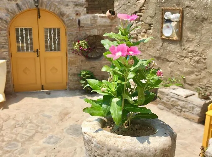 Hotel Sari Keci Tas *